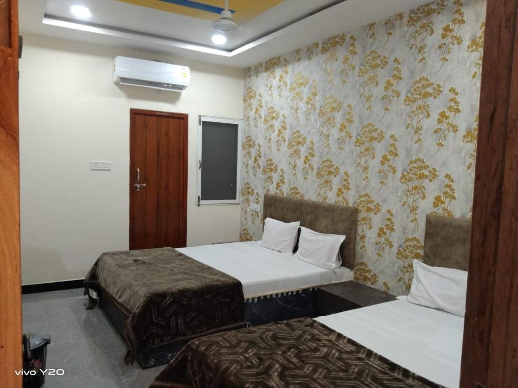 Hotel Somnath Inn Ujjain Exterior foto